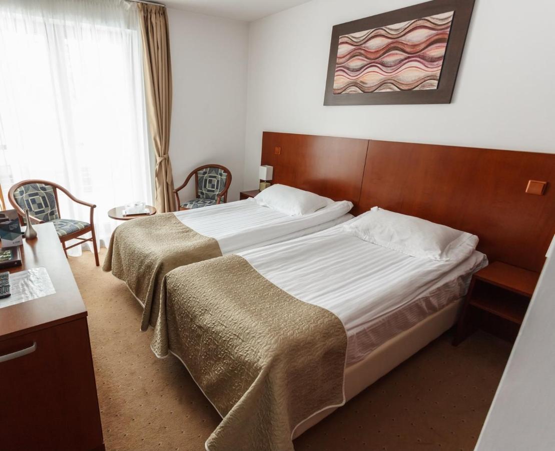 Cameră twin cu acces la spa