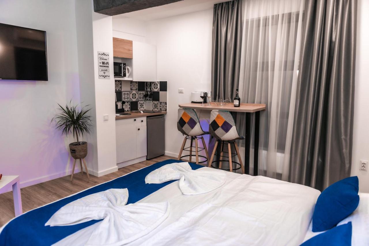 Studio cu balcon