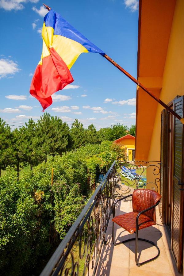 Cameră cvadruplă