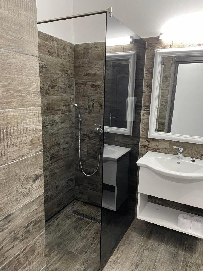 Superior Double Room,1407883010:JPEG