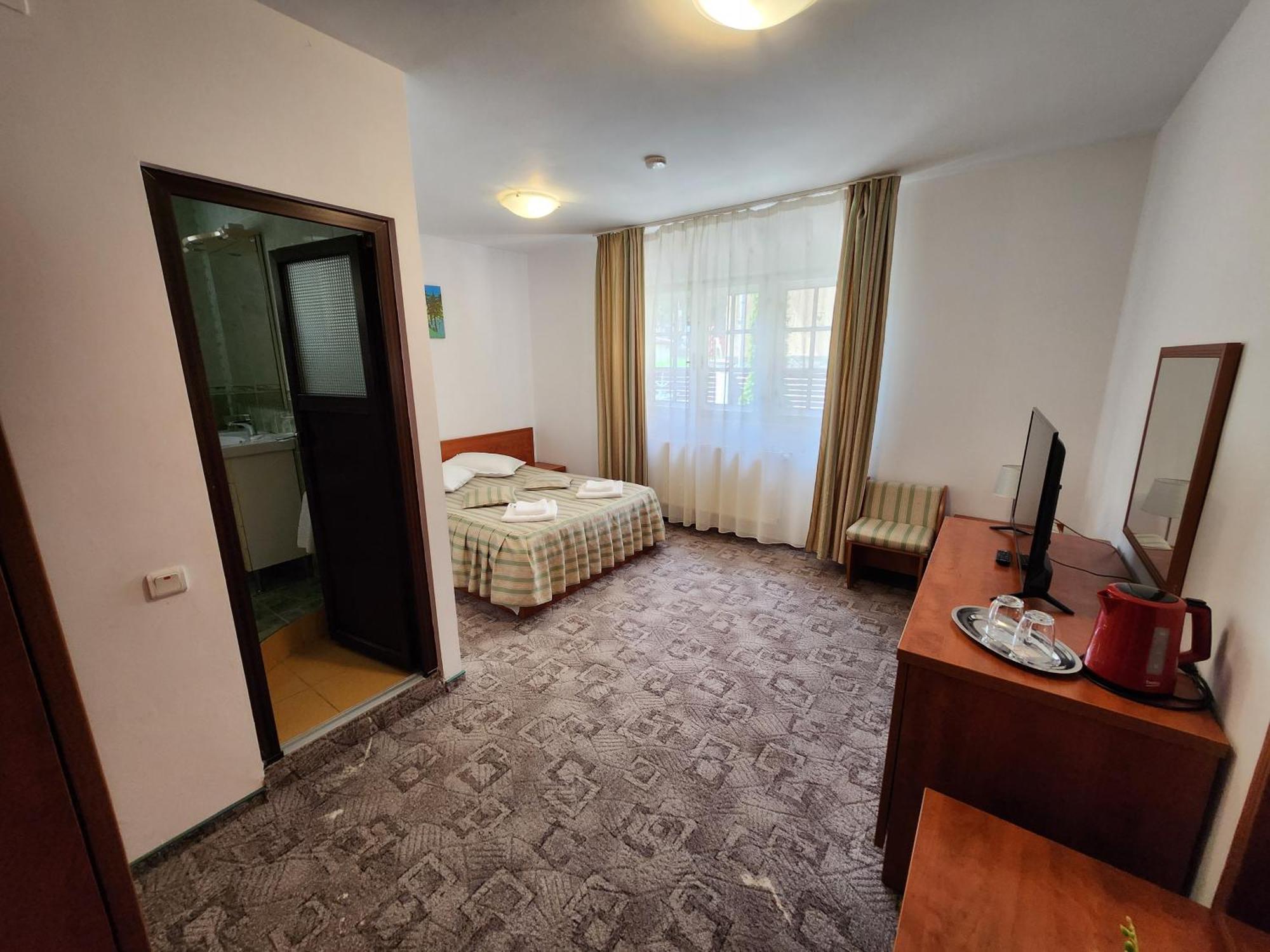 Double Room with Private Bathroom