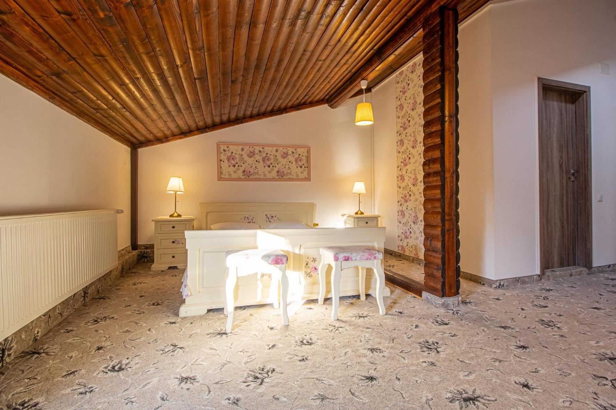 Cameră triplă confort