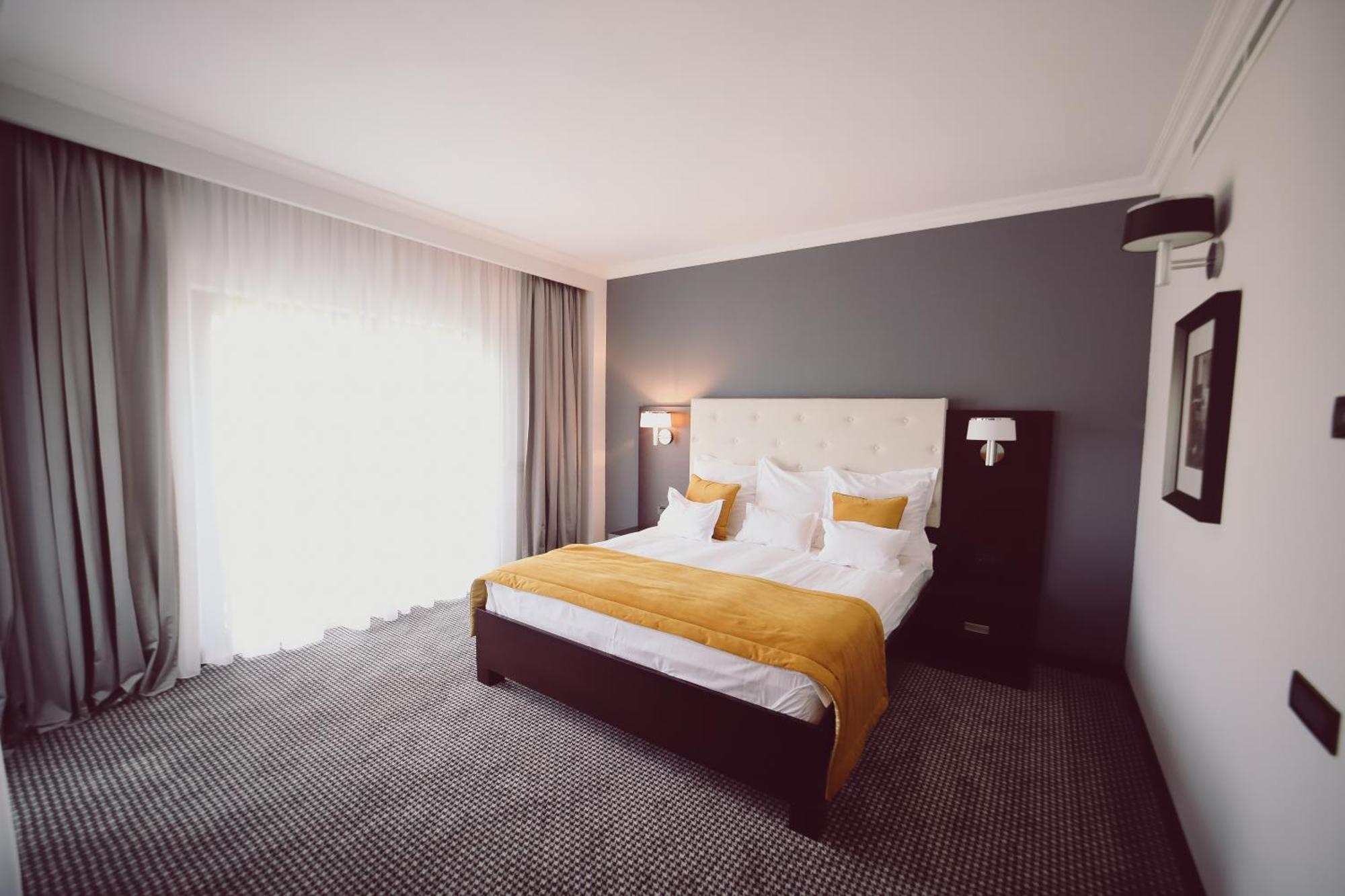 Suită Junior