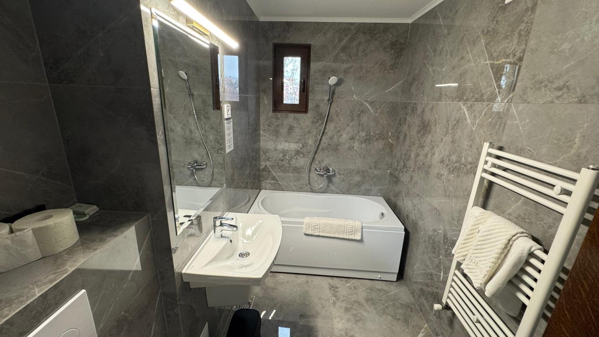 Superior Suite Single Occupancy