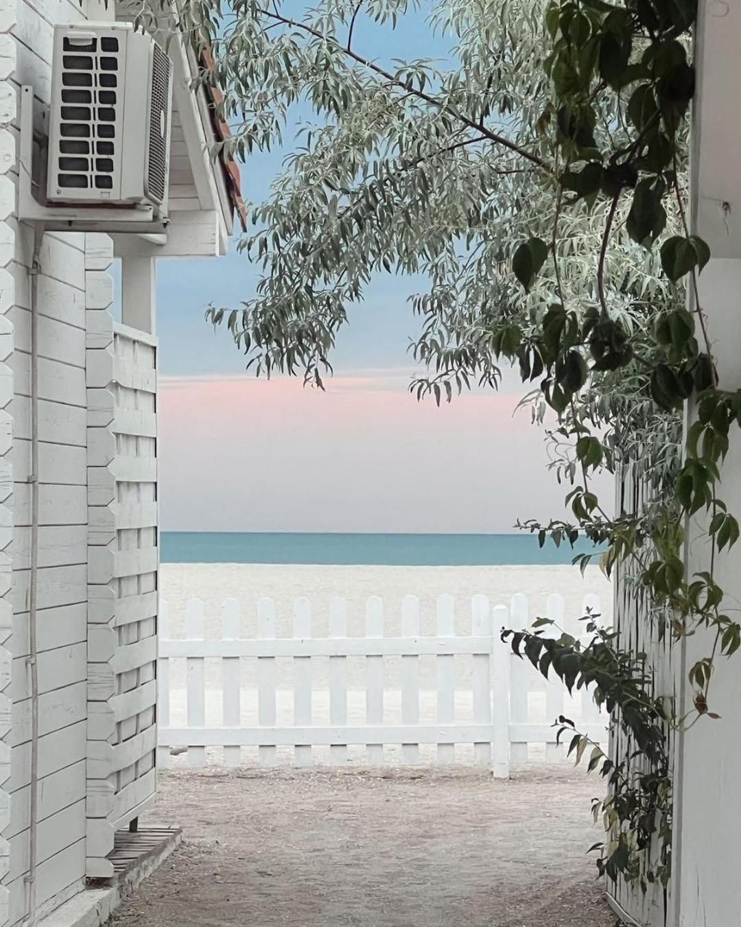 Holiday Home,1747117368:JPEG