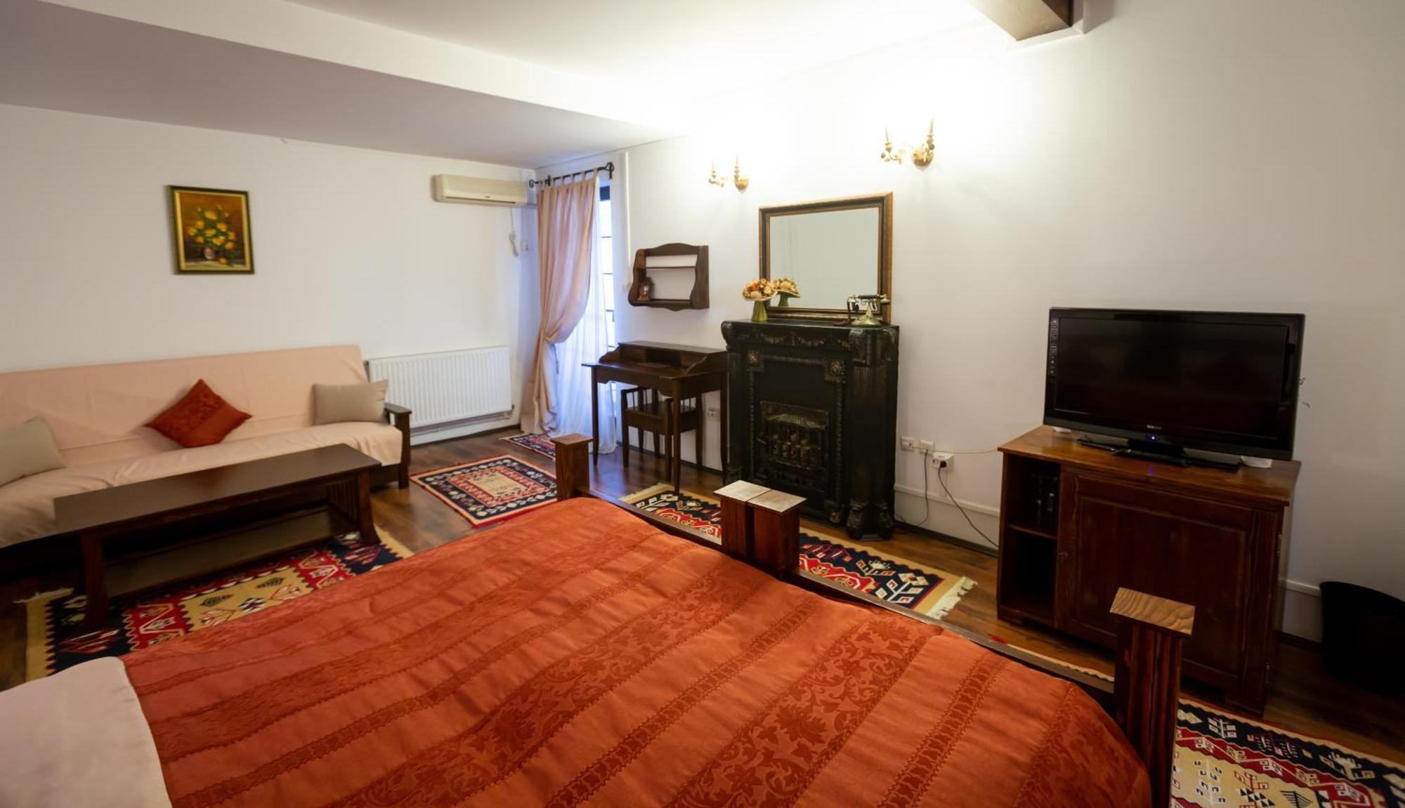 Studio King cu o canapea extensibilă