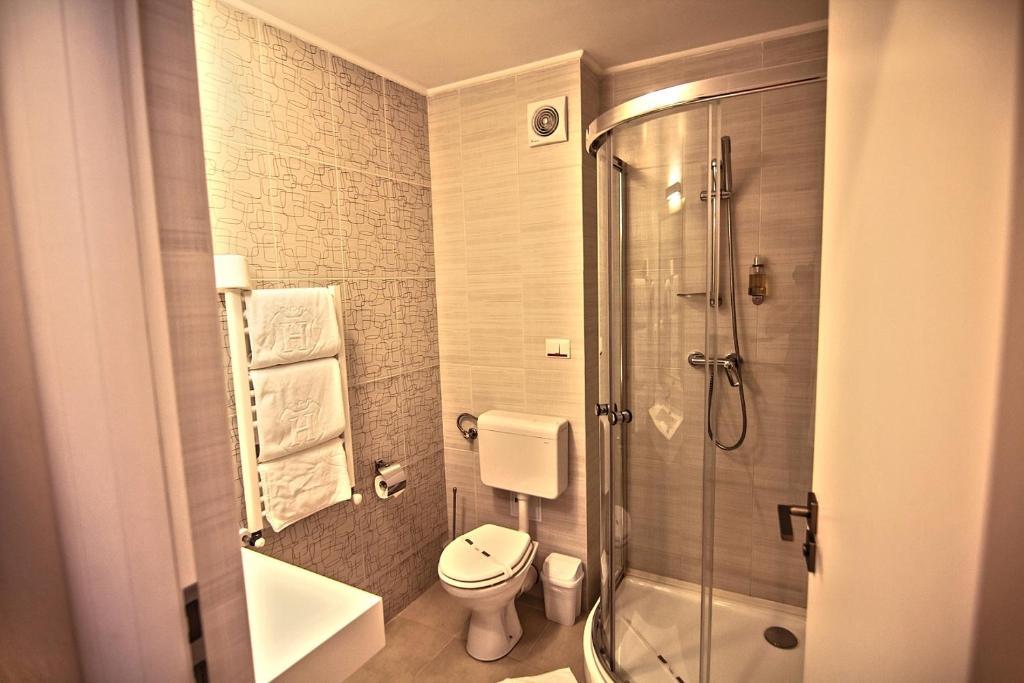 Cameră twin 4****