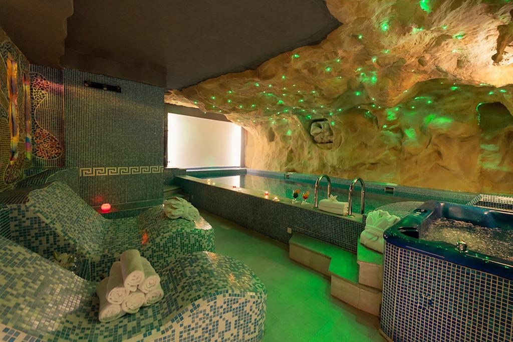 Cameră dublă sau twin cu acces la spa