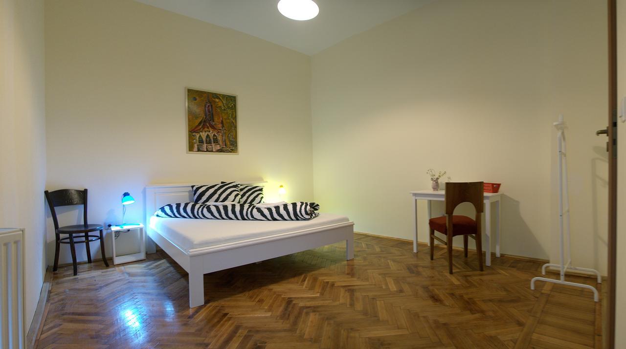 Large Double Room Private Bathroom
