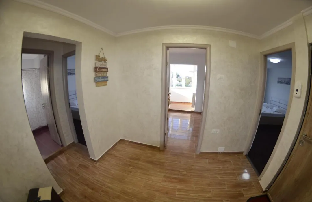 Apartament Razvan Holiday Costinesti-1