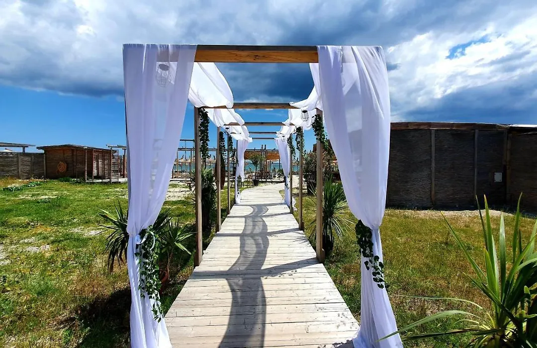 Nomad Mamaia Nord-1