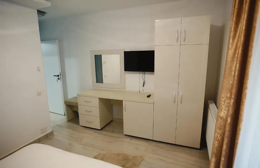 Casa Ianis Turda-1