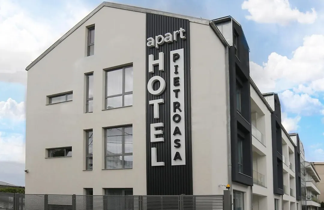 Aparthotel Pietroasa-1