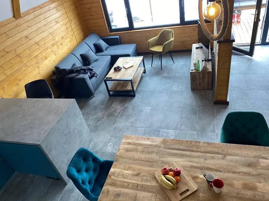 Marisel Escape Cabin-1