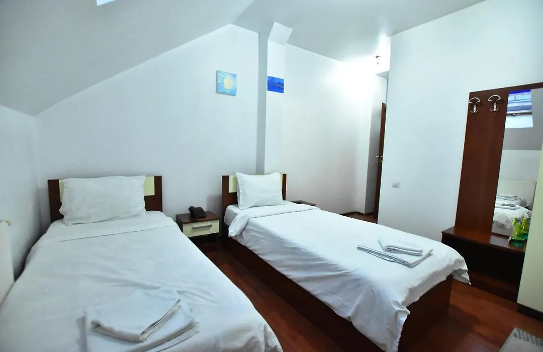 Hotel Euphoria-1