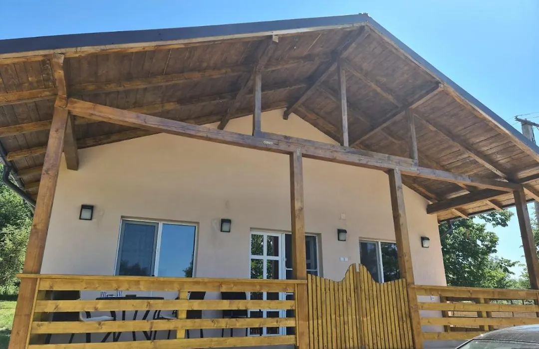 Mountain View 2 - Ciubar-1
