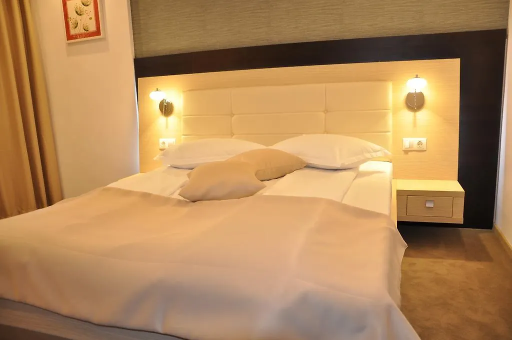 Hotel Nova-1