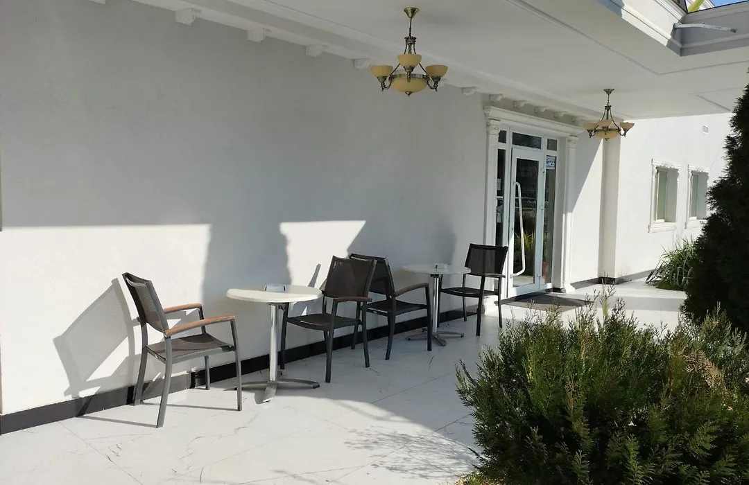 Hostel Orhideea-1