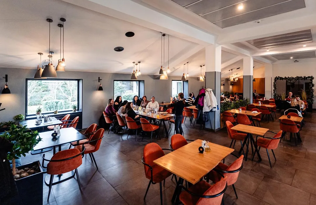 Hotel Oscar-1