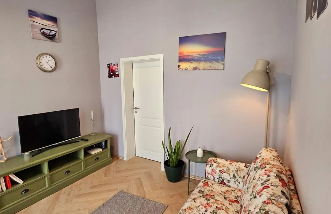 Zig Zag Apartment 6 - Old Town Constanta-1