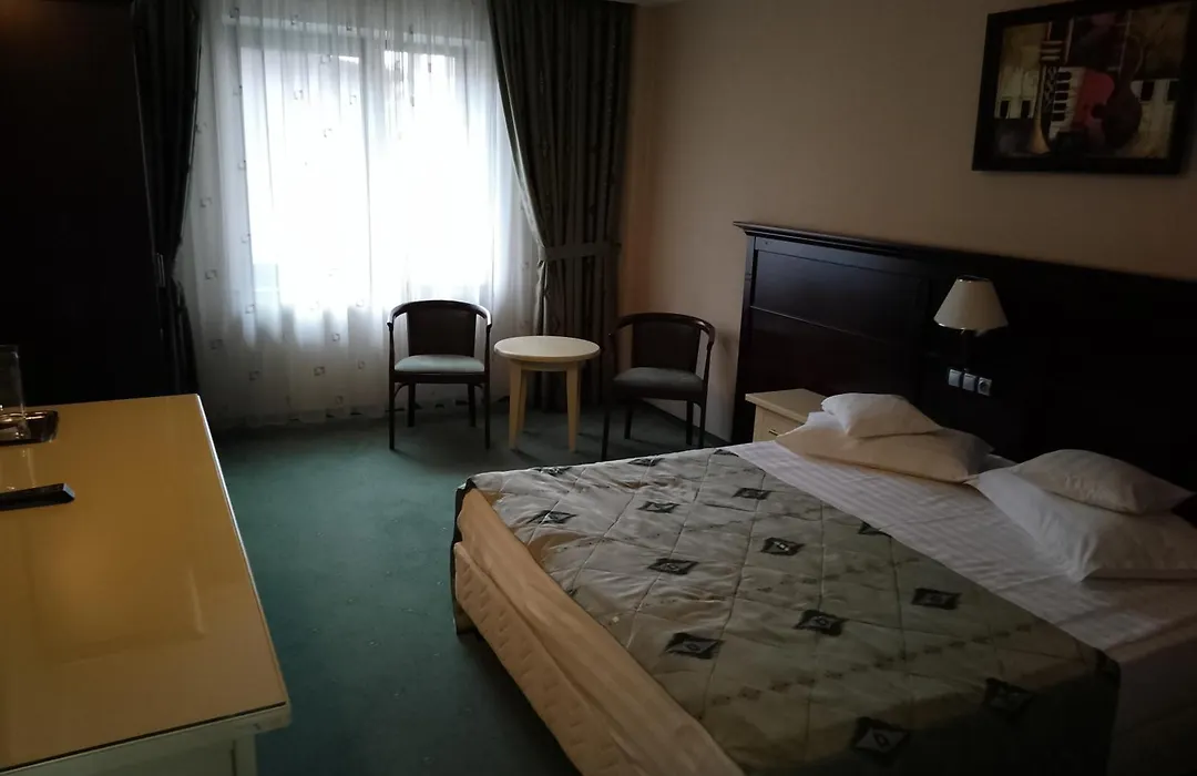 Hotel Rapsodia City Center-1