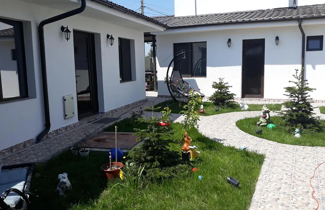 Sunshine Apartments-1