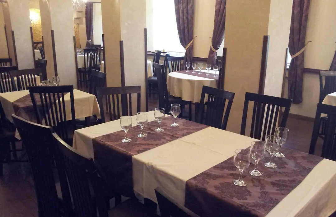 Hotel Intim-1