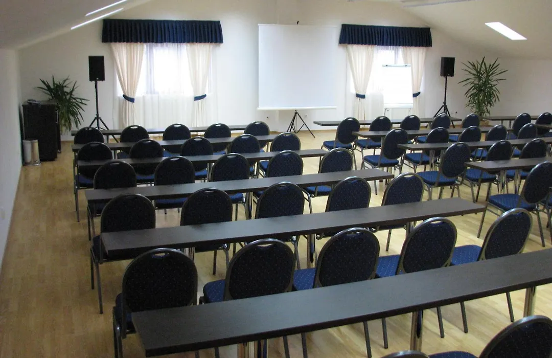 Hotel Orizont Cozia-1