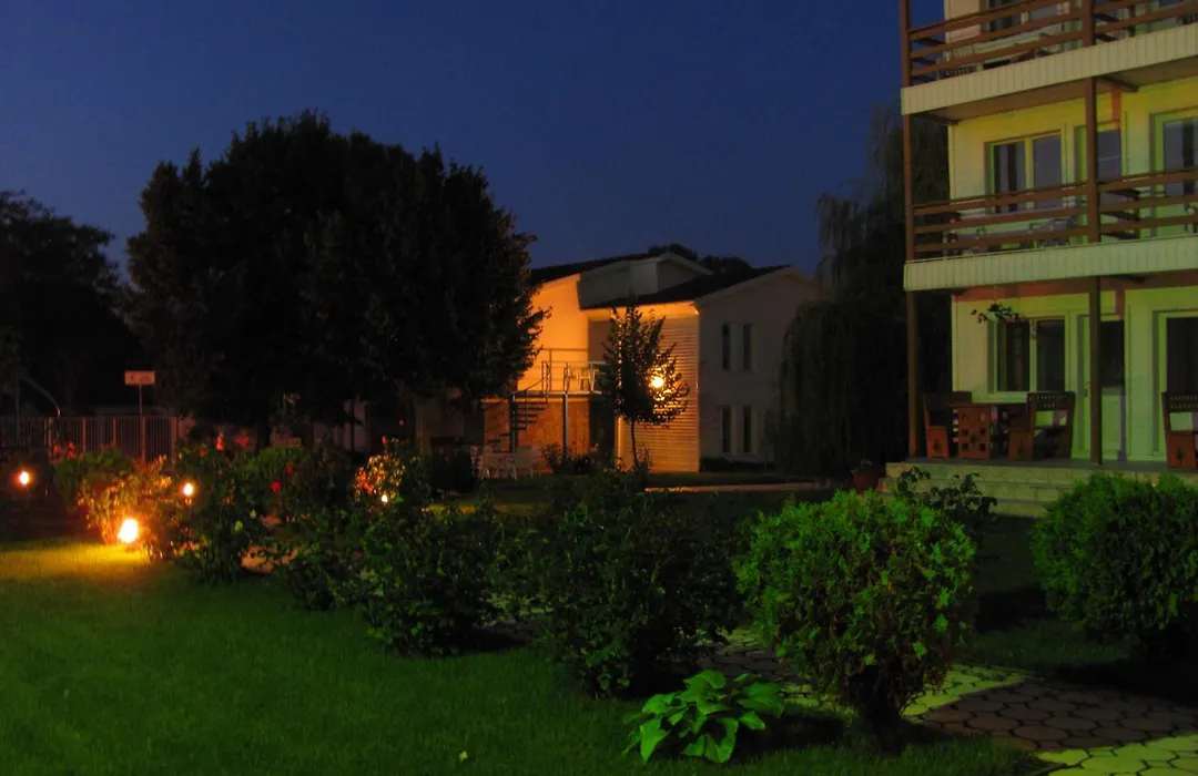 Hostel White Inn-1