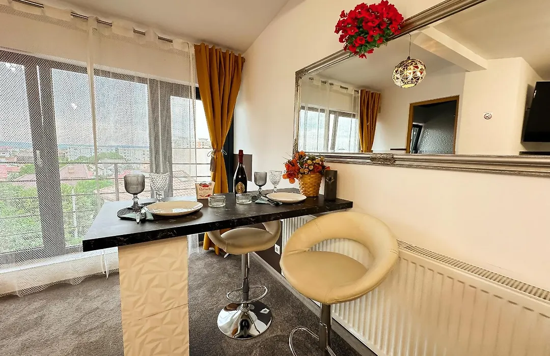 The Royal - Studio With Balcony & Panoramic View-1