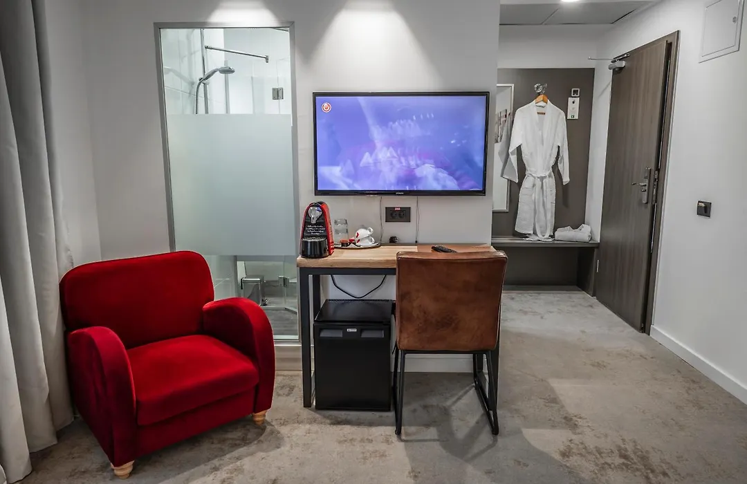 Charm Boutique Hotel-1