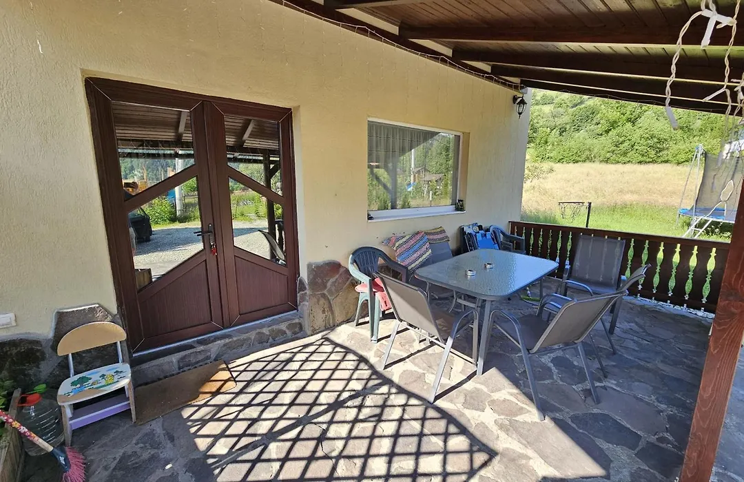 Casa In Curte La Zavate-1