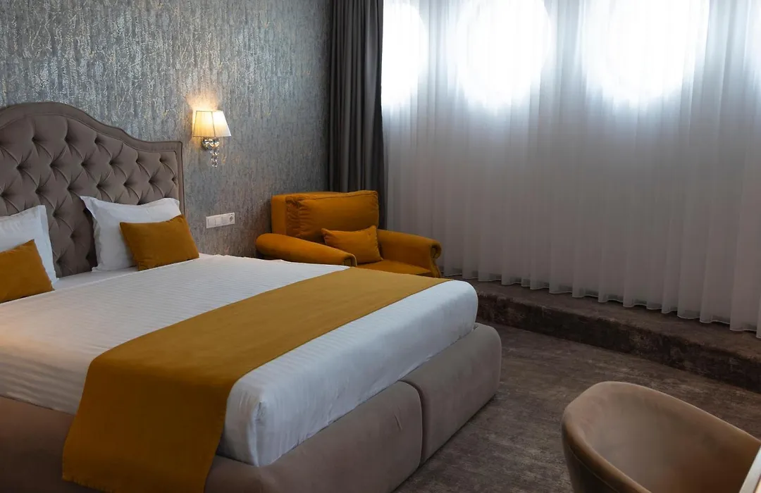 Hotel Aventus-1