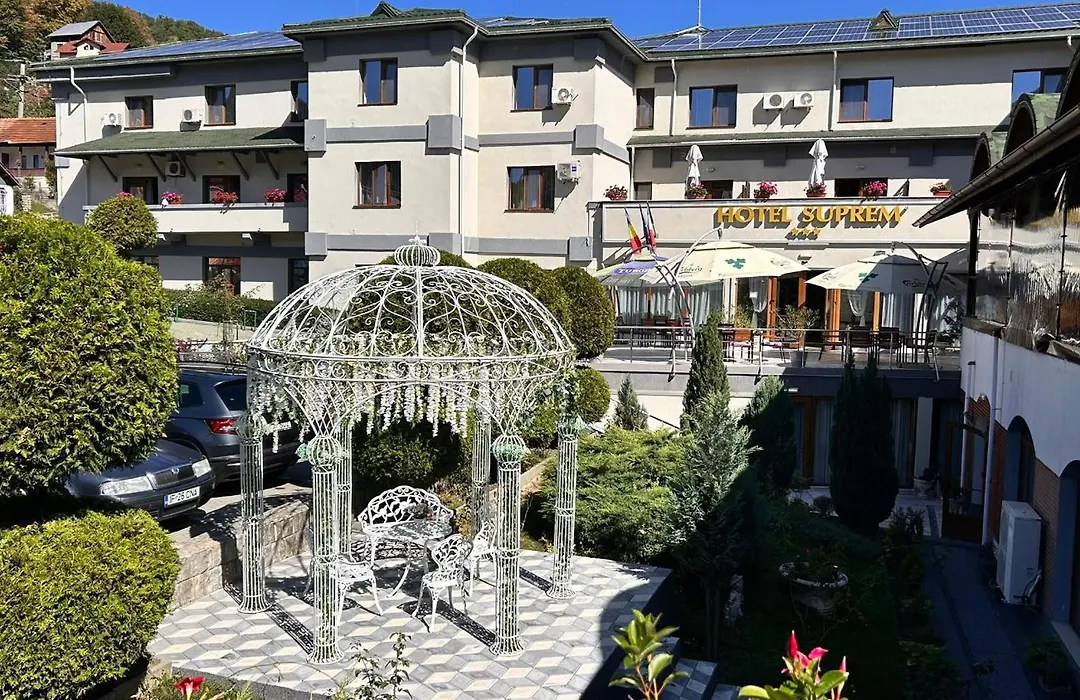 Hotel Suprem-1