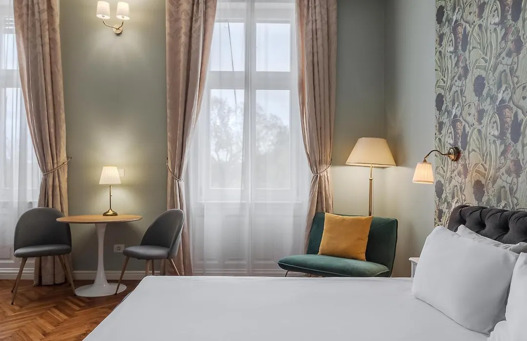 Central Park Rooms-1