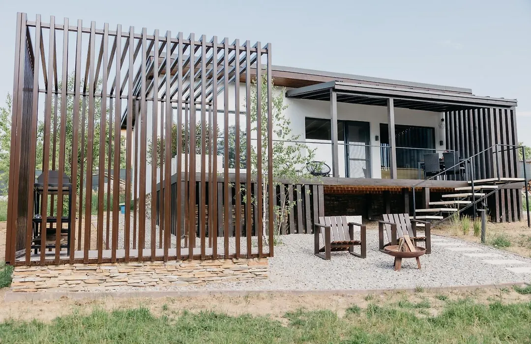 Transalpina Tiny House - Outdoor Jacuzzi-1