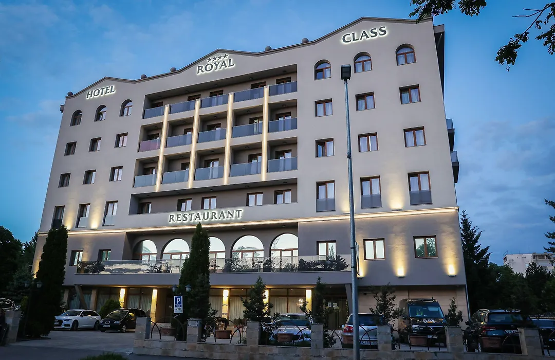 Royal Class Hotel-1
