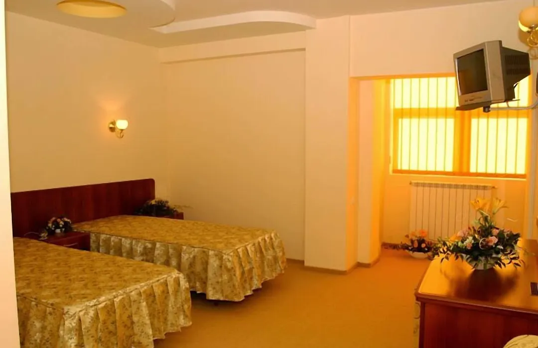Hotel Regat-1
