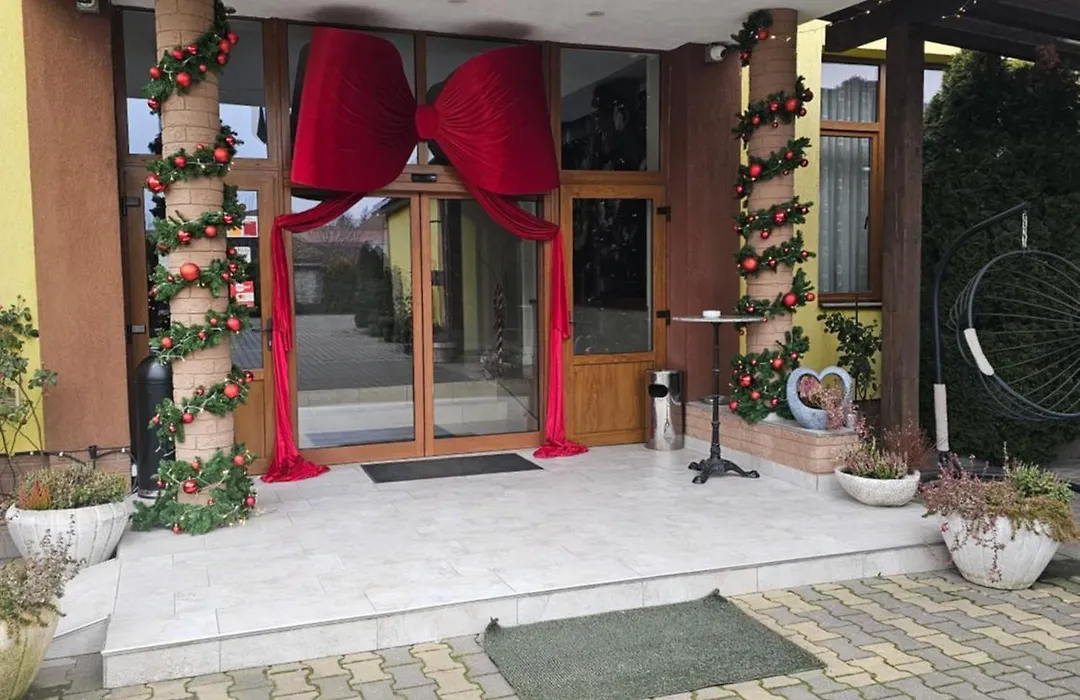 Hotel Edelweiss-1