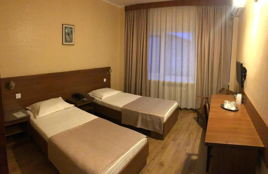 Hotel Moldova-1