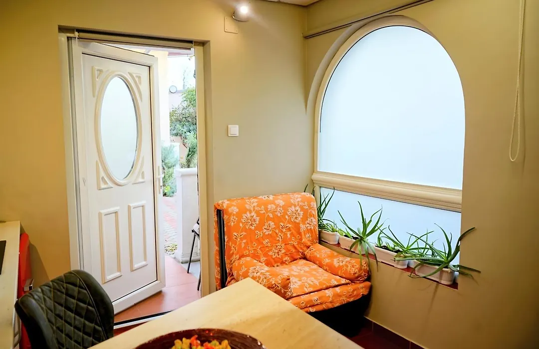 Yox Apartment 5-1