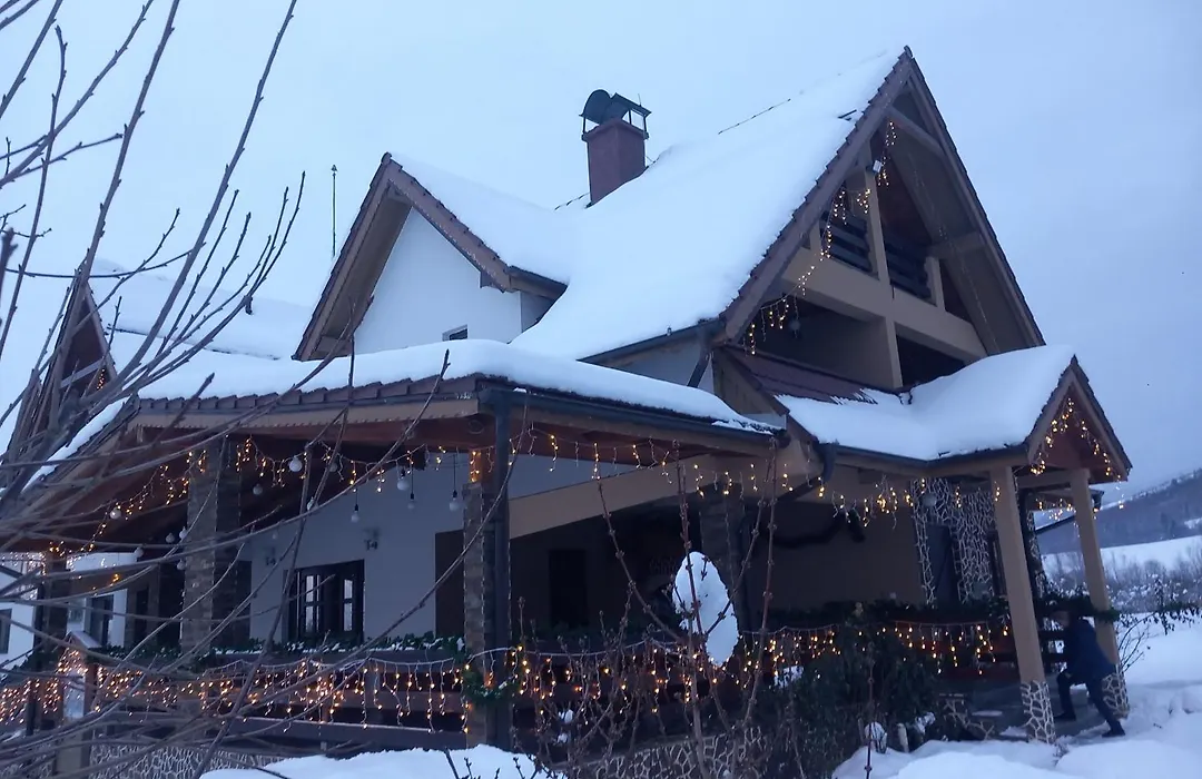 NUT HOUSE Retezat-1