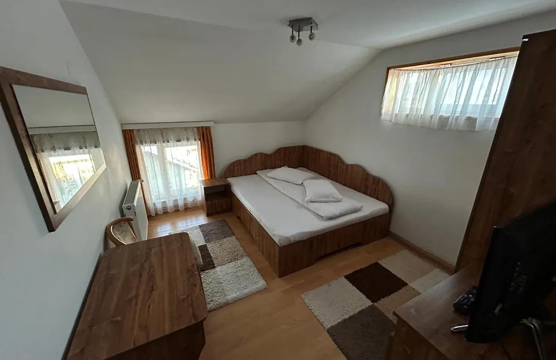 Casa in Bucovina-1