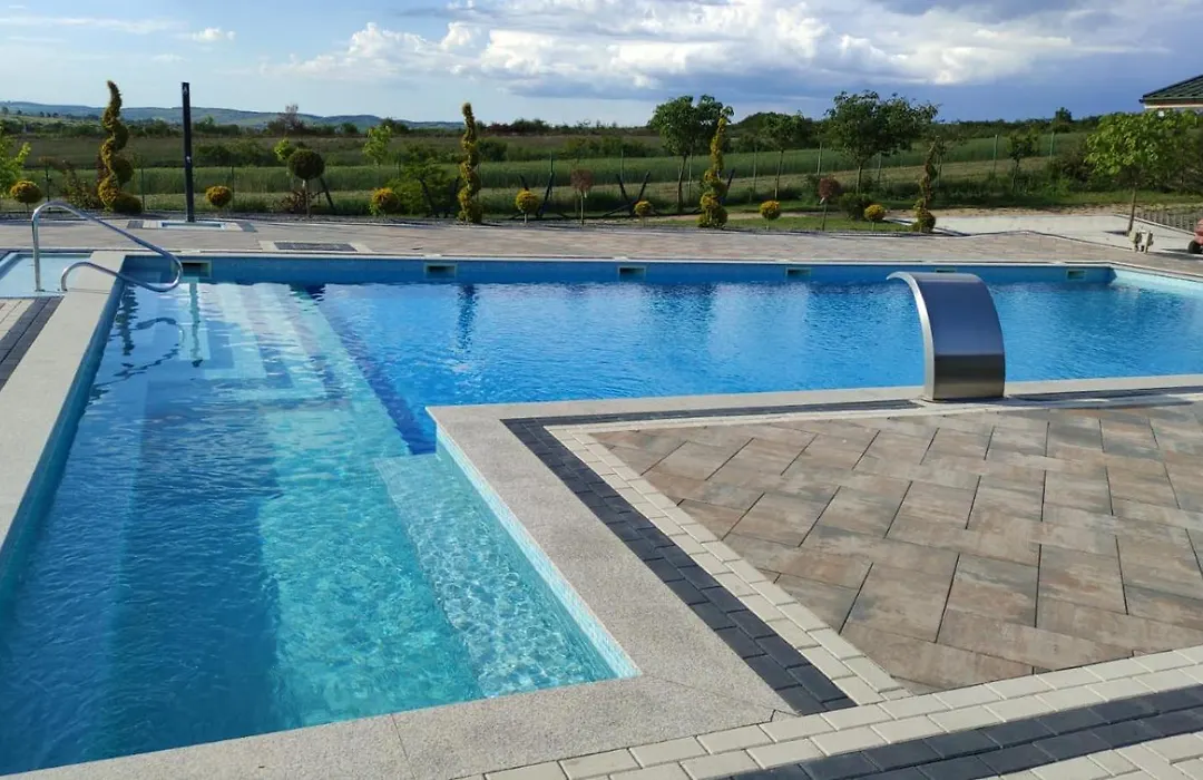 Complex Turistic Dávid-1