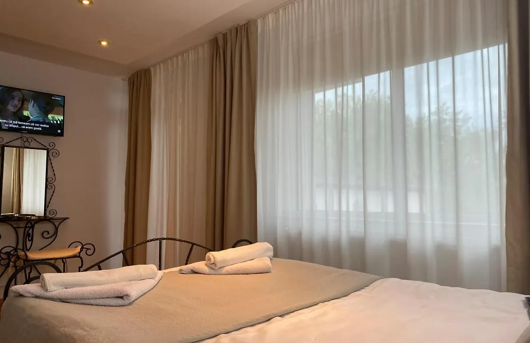Suzana Garden-1