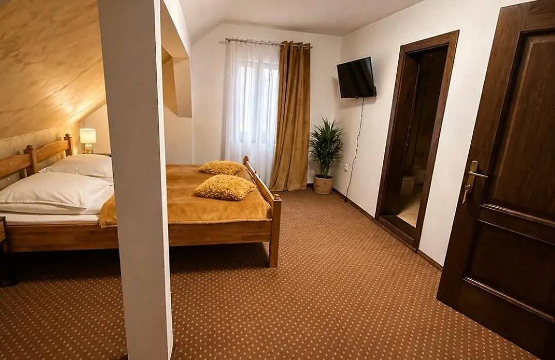 Casa din Vale-1