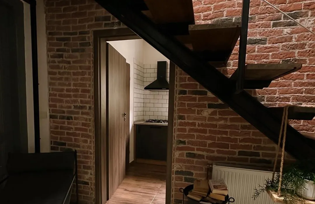 Timhouse-1
