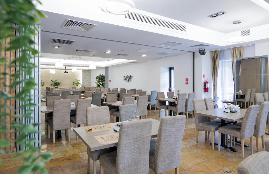 Hotel Tisa-1