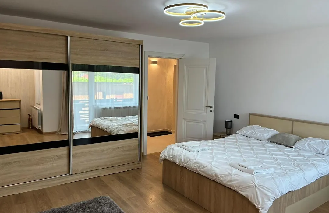 Apartament Luxury-1