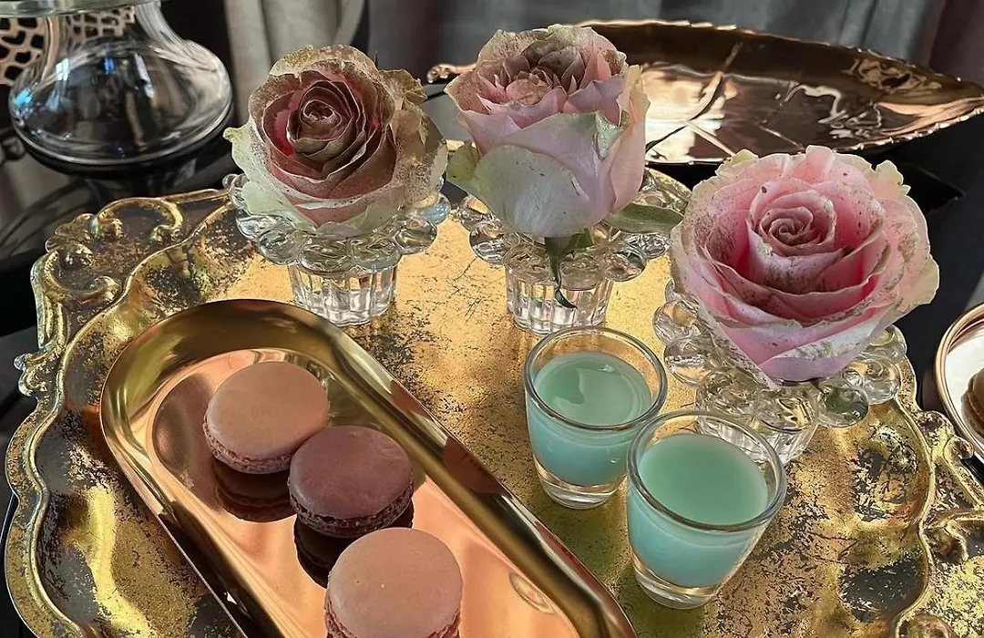 Belle Epoque Boutique (Adults Only)-1